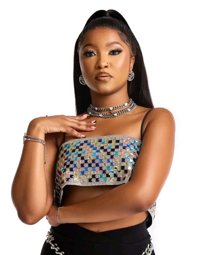 From a cheerleader to a national star