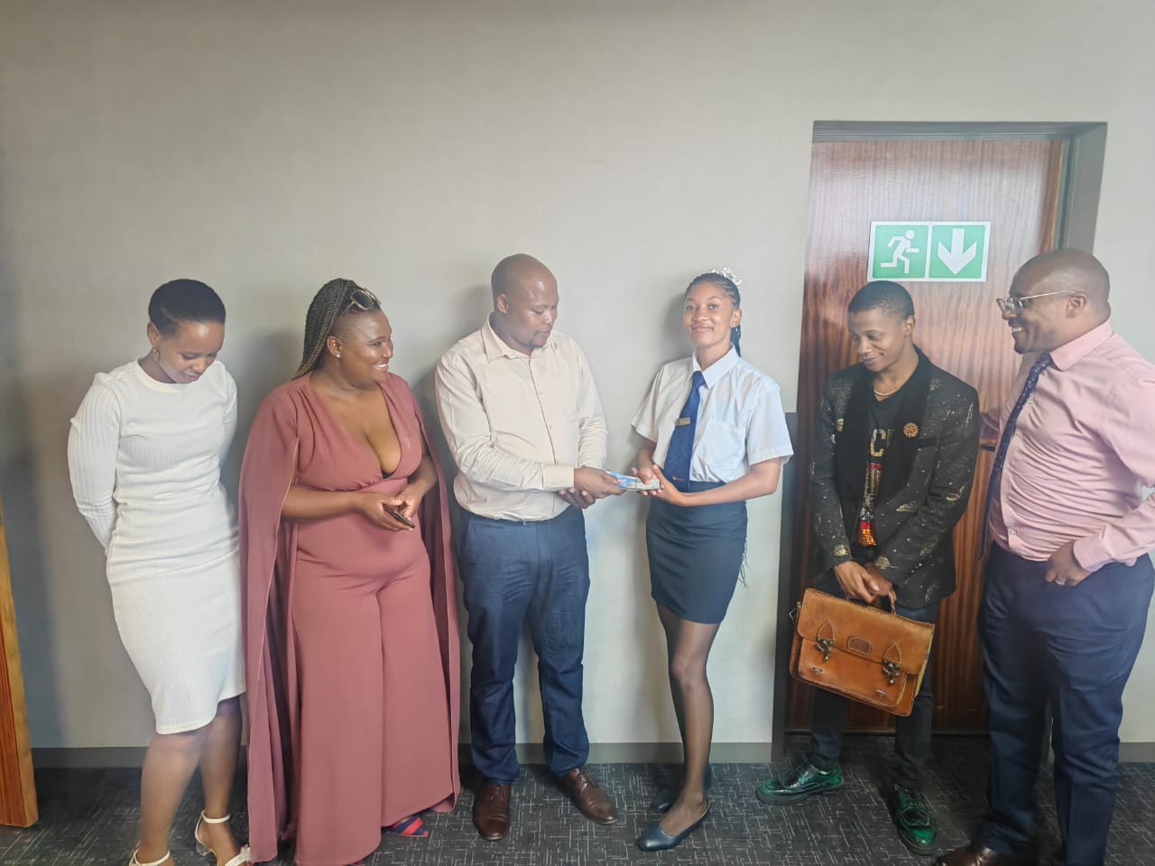 7fc14164-2237-4396-895f-df3546f4cf7e