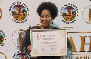 Dipolelo Scoops a SAHA