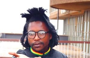 A Well-Deserved Award for Comedy Eye-Icon