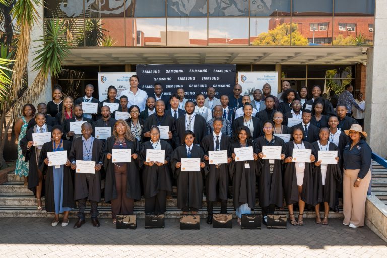 Samsung Innovation Campus & CUT Celebrate Graduation of 34 Students