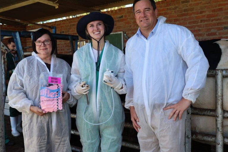 MEC Rockman and Minister Steenhuisen lead vaccination roll-out campaign in Free State