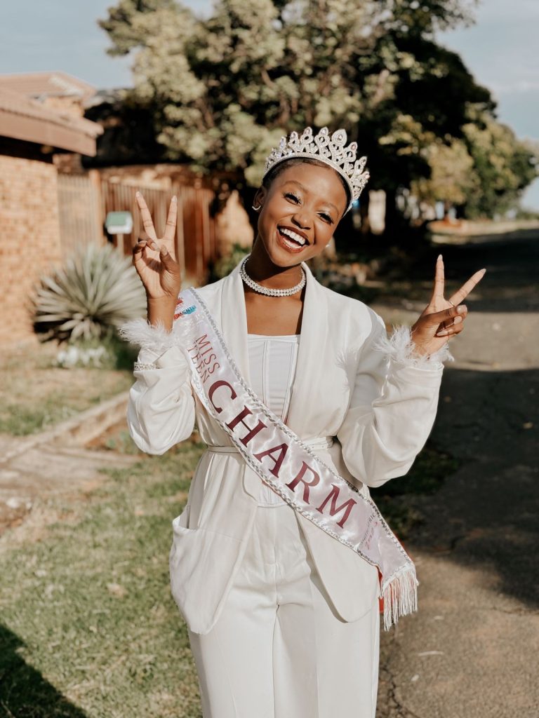 Amogelang wins Miss Teen Charm pageant